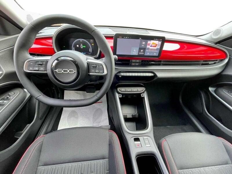 FIAT 600e 54 KWH Red - KM0