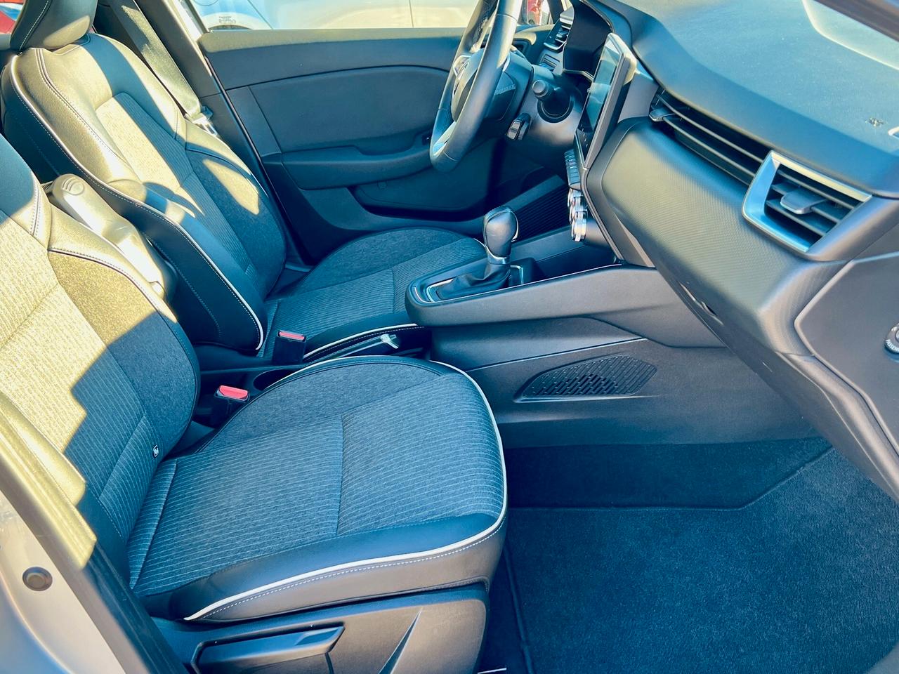 Renault Clio Full Hybrid E-Tech 140 CV Intens