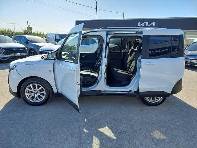 Ford Tourneo Courier 1.0 EcoBoost Powershift Titanium