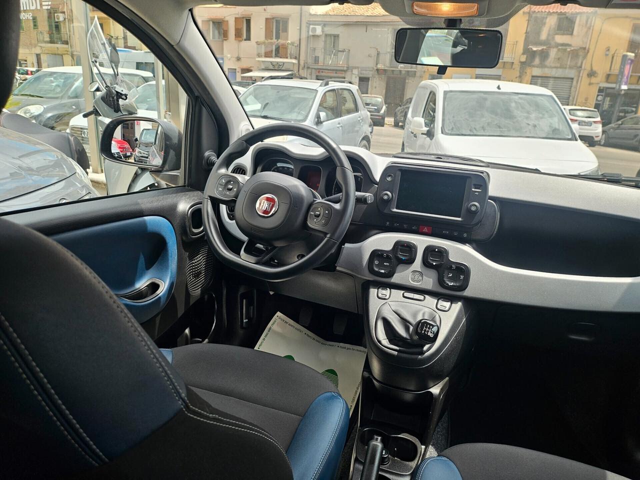 Fiat Panda 1.0 FireFly S&S Hybrid City Cross 05/2022