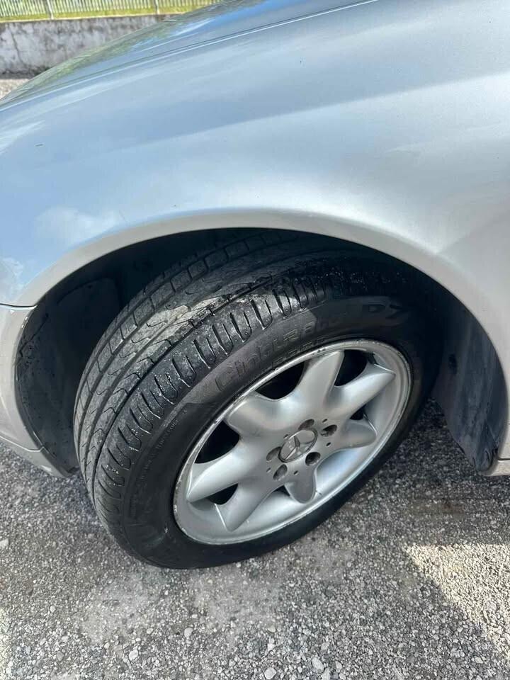 Mercedes-benz C 220 200 CDI 2004