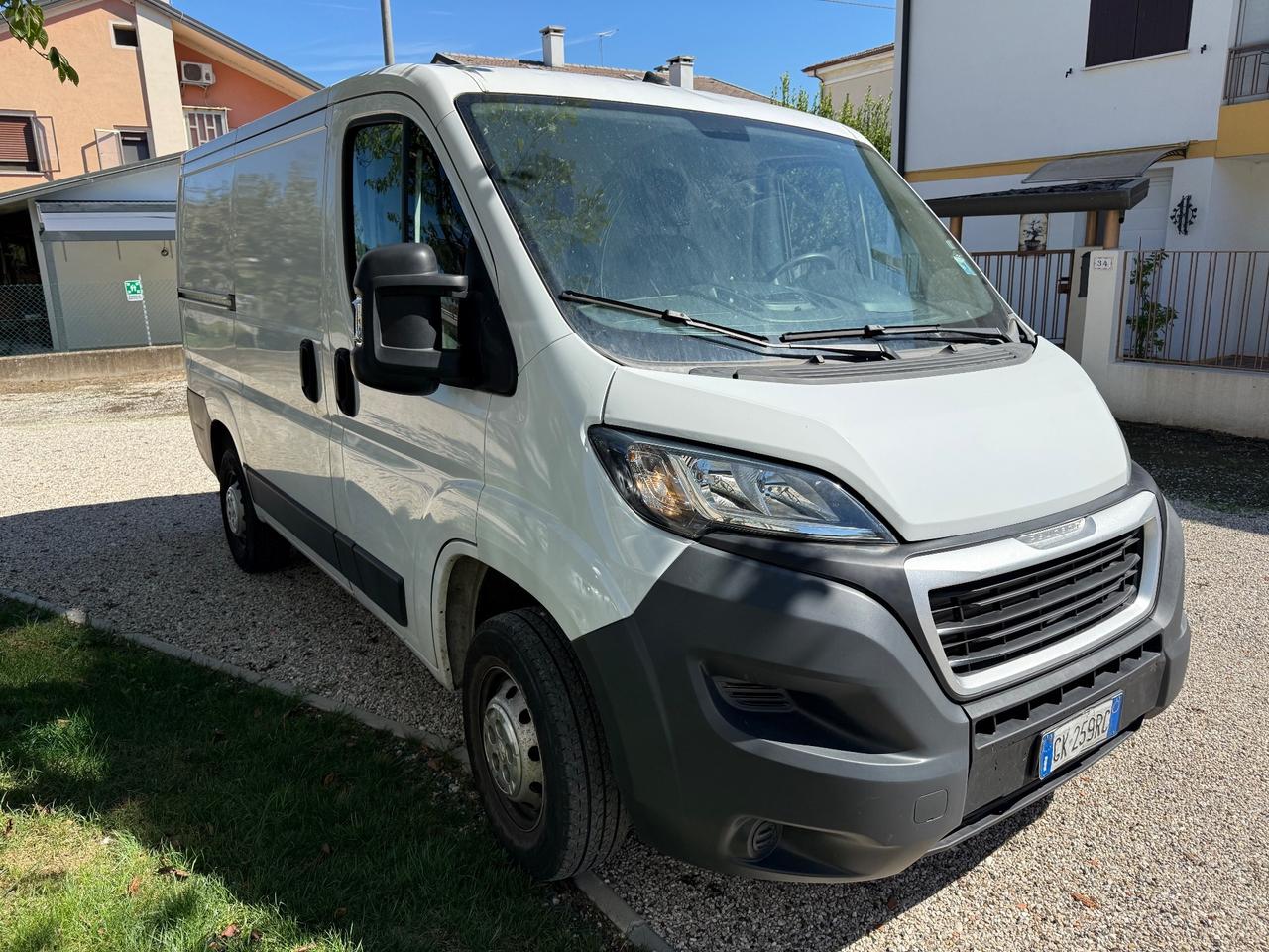 Peugeot Boxer 333 2.2 BlueHDi 140 S&S PM-TN Furgone