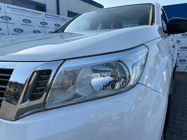 Nissan Navara 2.3 dCi 4WD King Cab Acenta