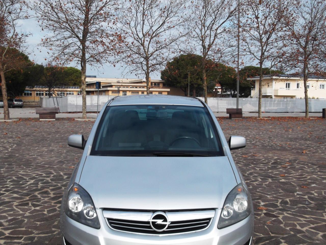 Opel Zafira 1.6 Turbo Metano 7 Posti 2011