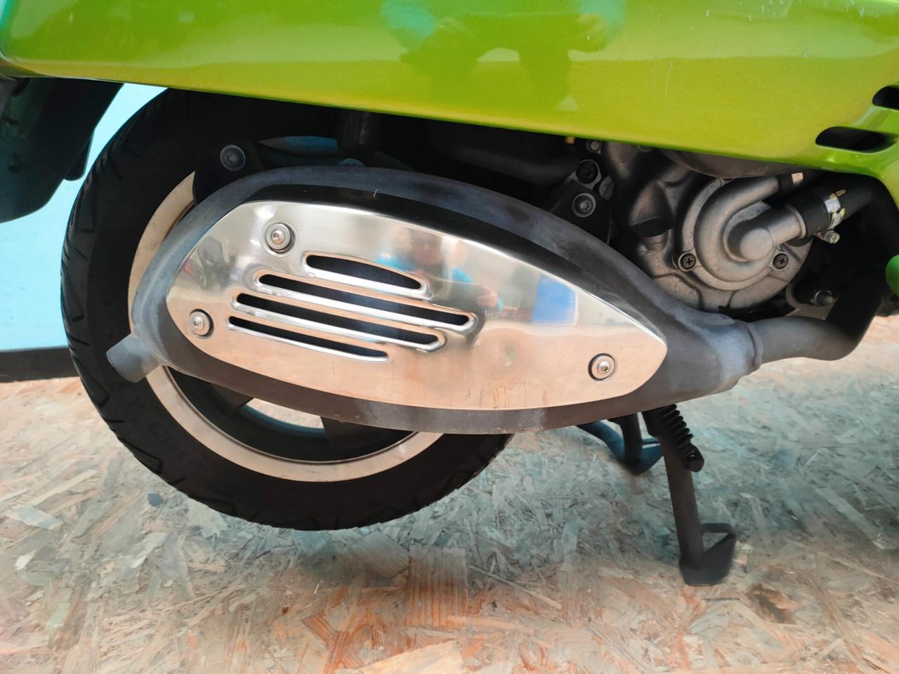 Piaggio Vespa 300 GTS SUPER ABS 16.000 km.