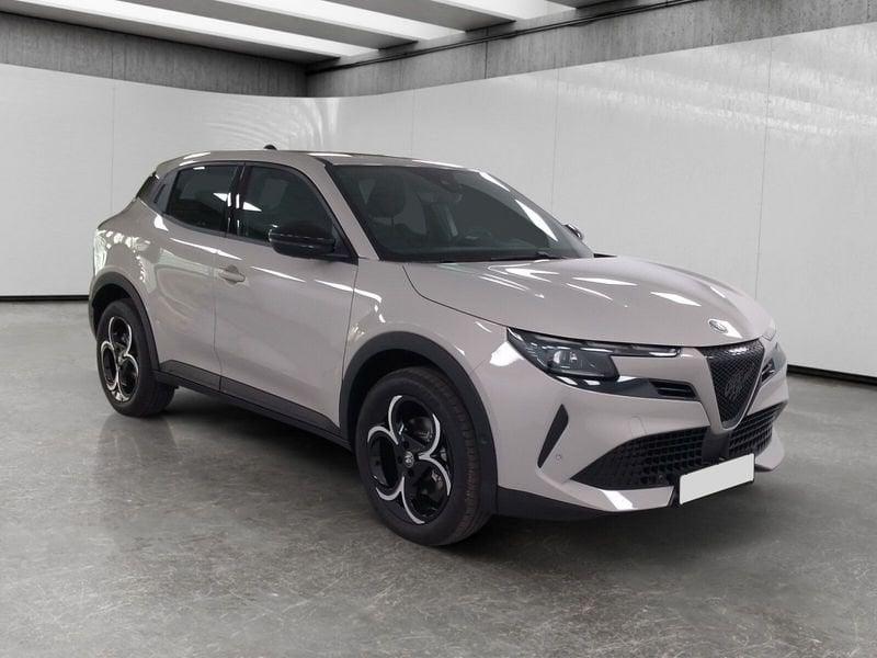 Alfa Romeo Junior 1.2 ibrida 145cv edct6