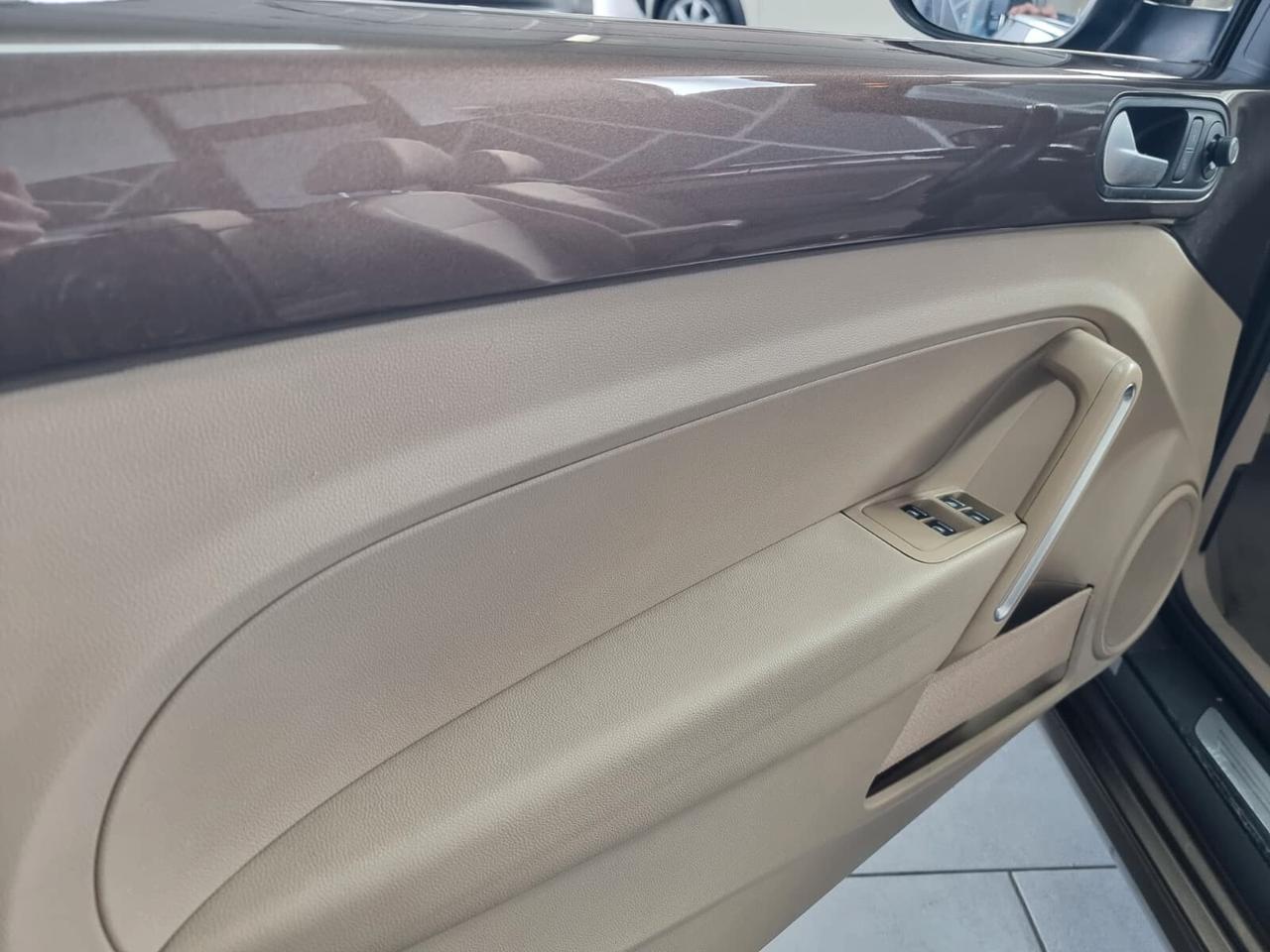 Volkswagen Maggiolino Cabrio 2.0 TDI Design NEOPATENTATI