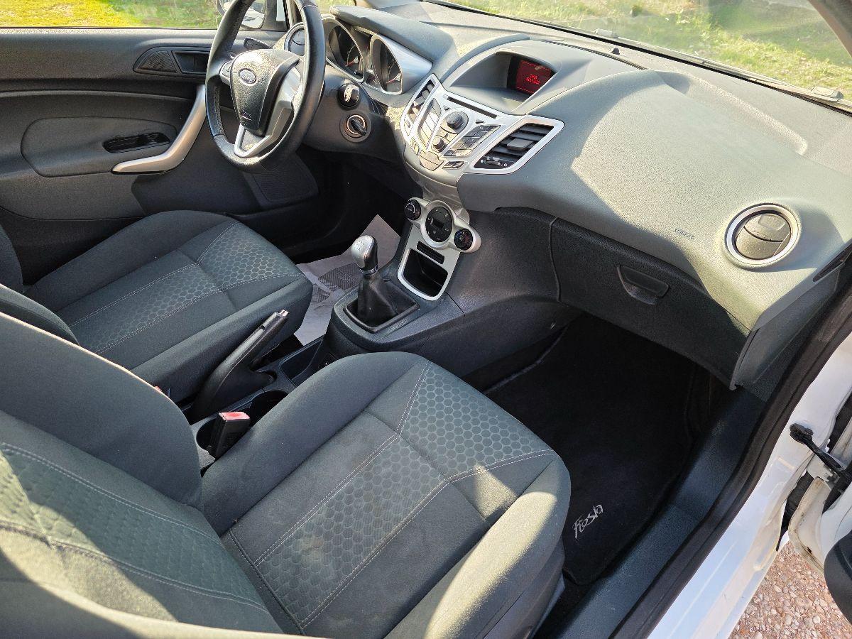 FORD FIESTA 1.4 DIESEL 2014 OK NEOPAT GARANZ 12 MESI