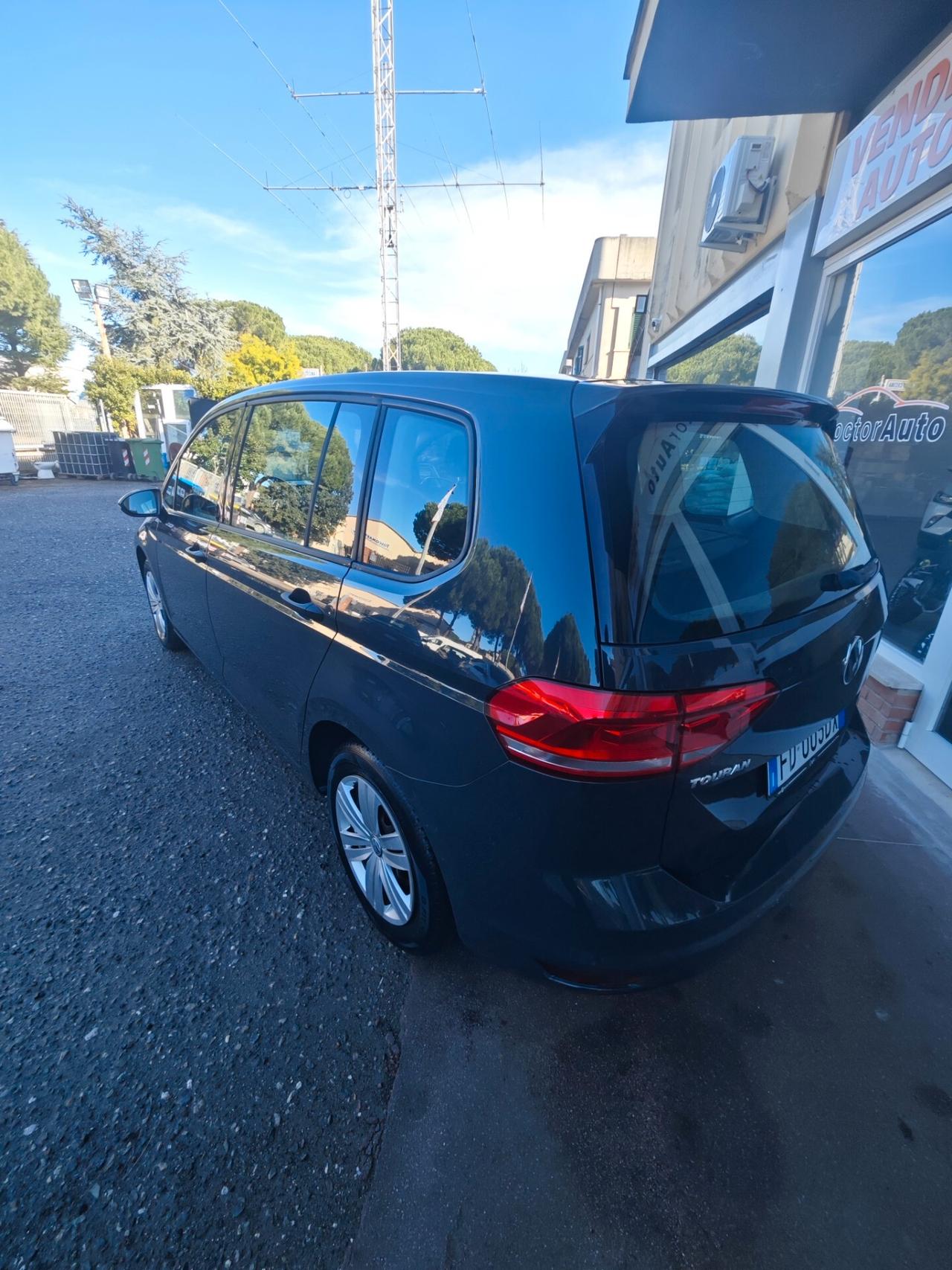 Volkswagen Touran 1.6 TDI Executive BlueMotion Technology