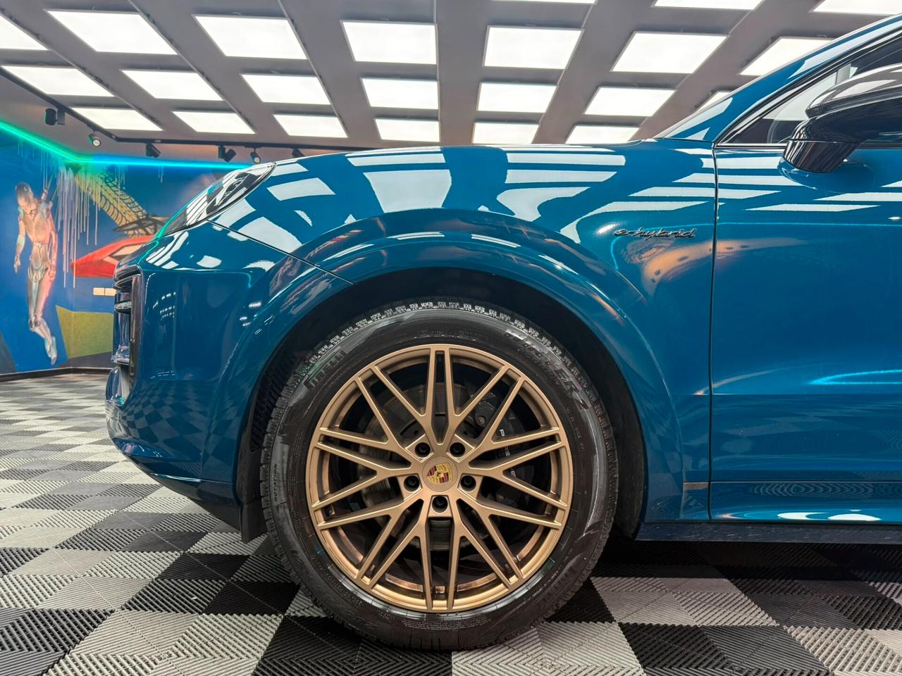 Porsche Cayenne COUPE 3.0 V6 E-HYBRID (445)