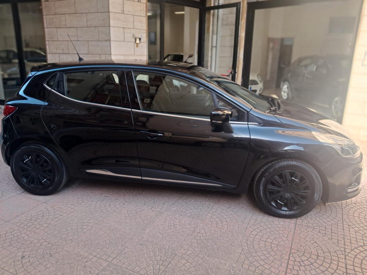 RENAULT CLIO 1.5Dci 75CV-UNIPRO-NEOPATENTATI-Euro7490