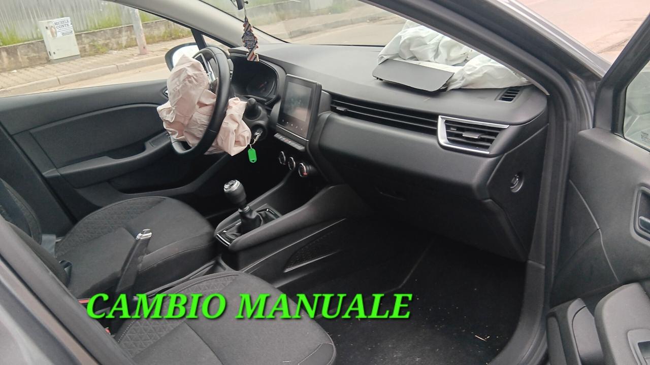 Renault Clio incidentata sinistrata mondialcars 023