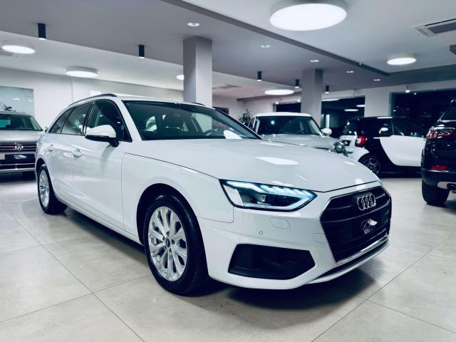 Audi A4 Avant 40 2.0 tdi mhev Business 204cv s-tronic