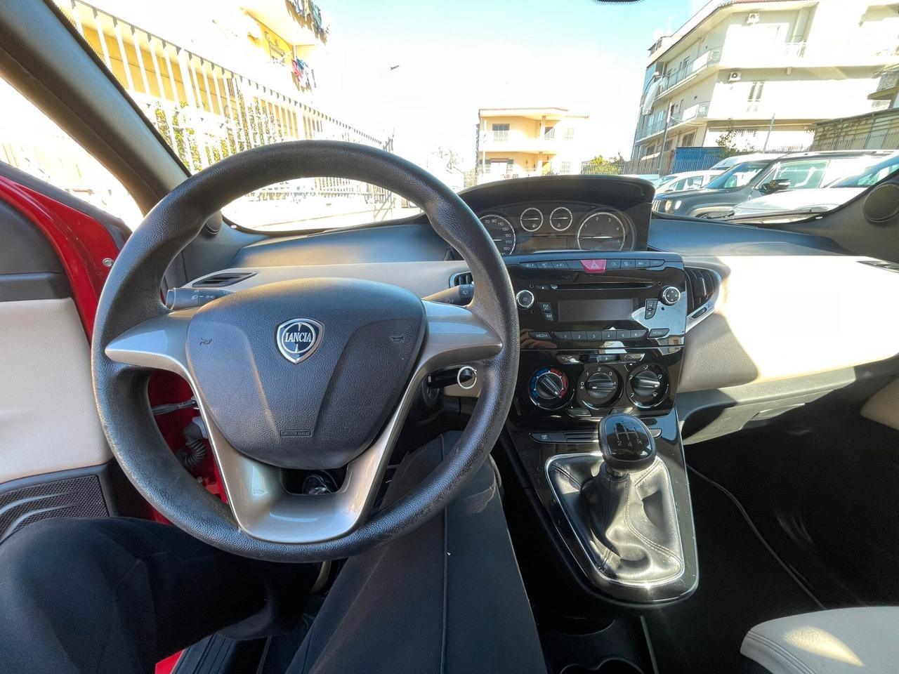 Lancia Ypsilon 1.3 MJT 16V 95 CV 5 porte S&S Gold