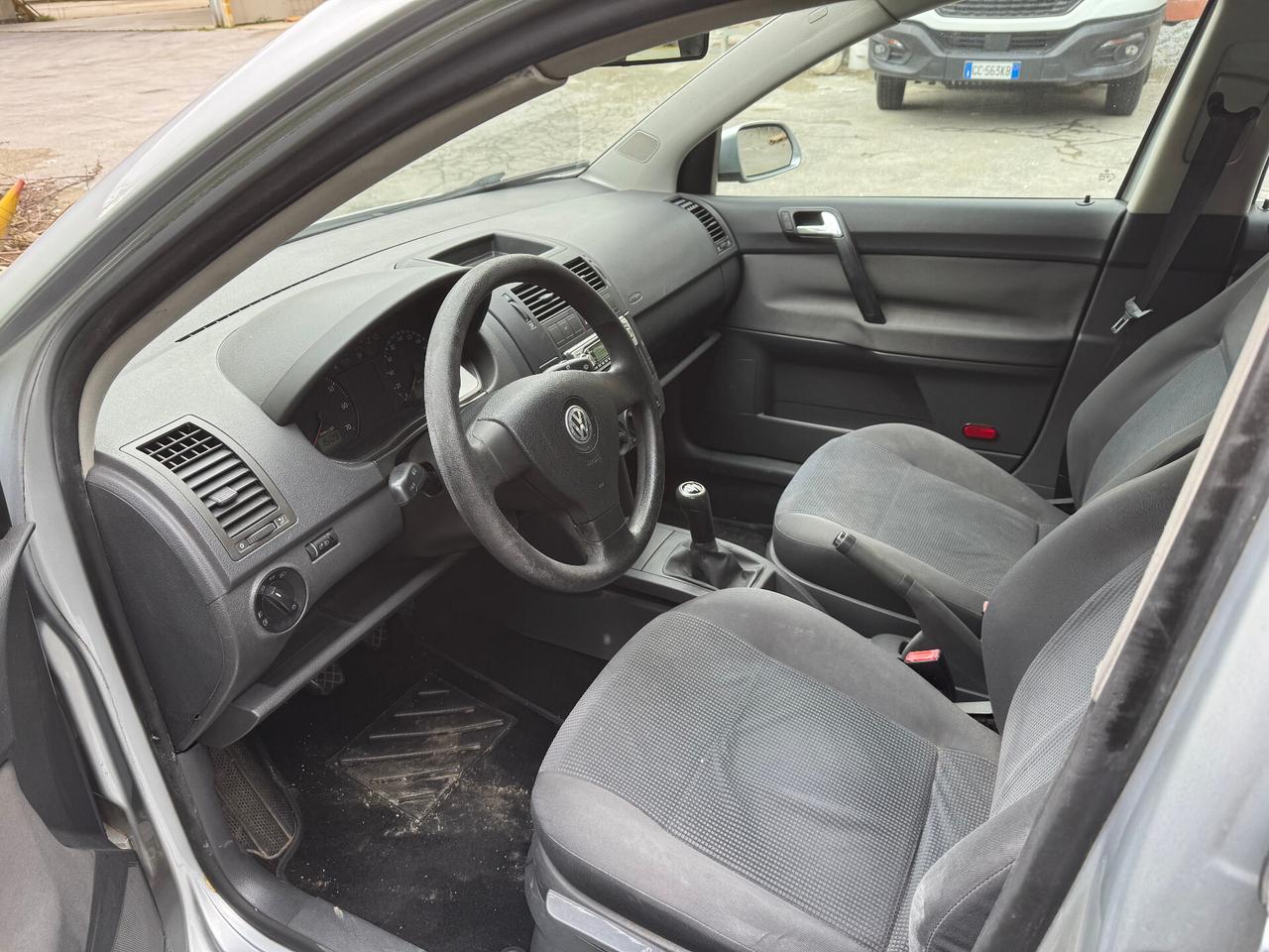 Volkswagen Polo 1.2/60CV 5p. Trendline