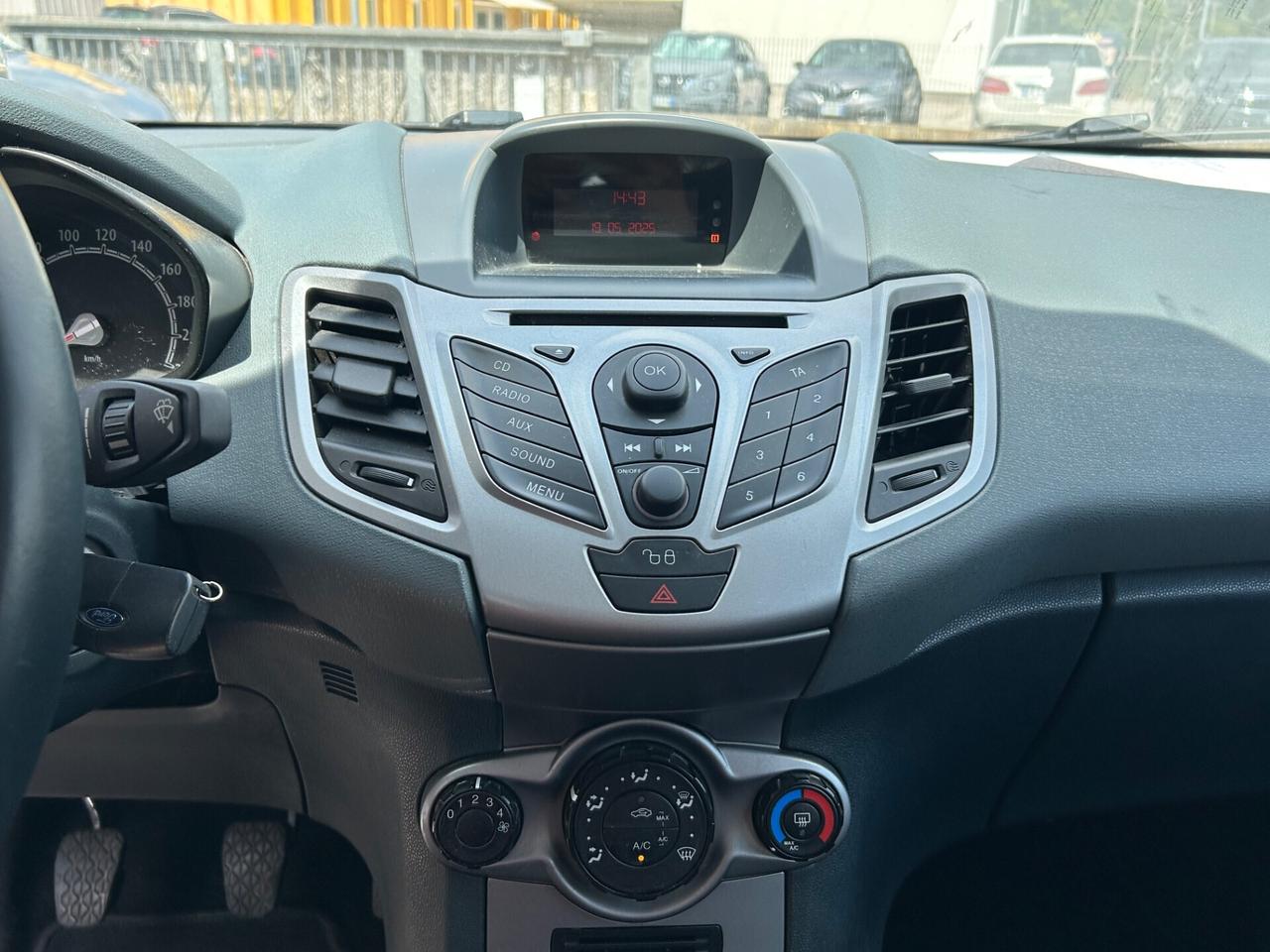 Ford Fiesta 1.4 5 porte Bz.- GPL Titanium