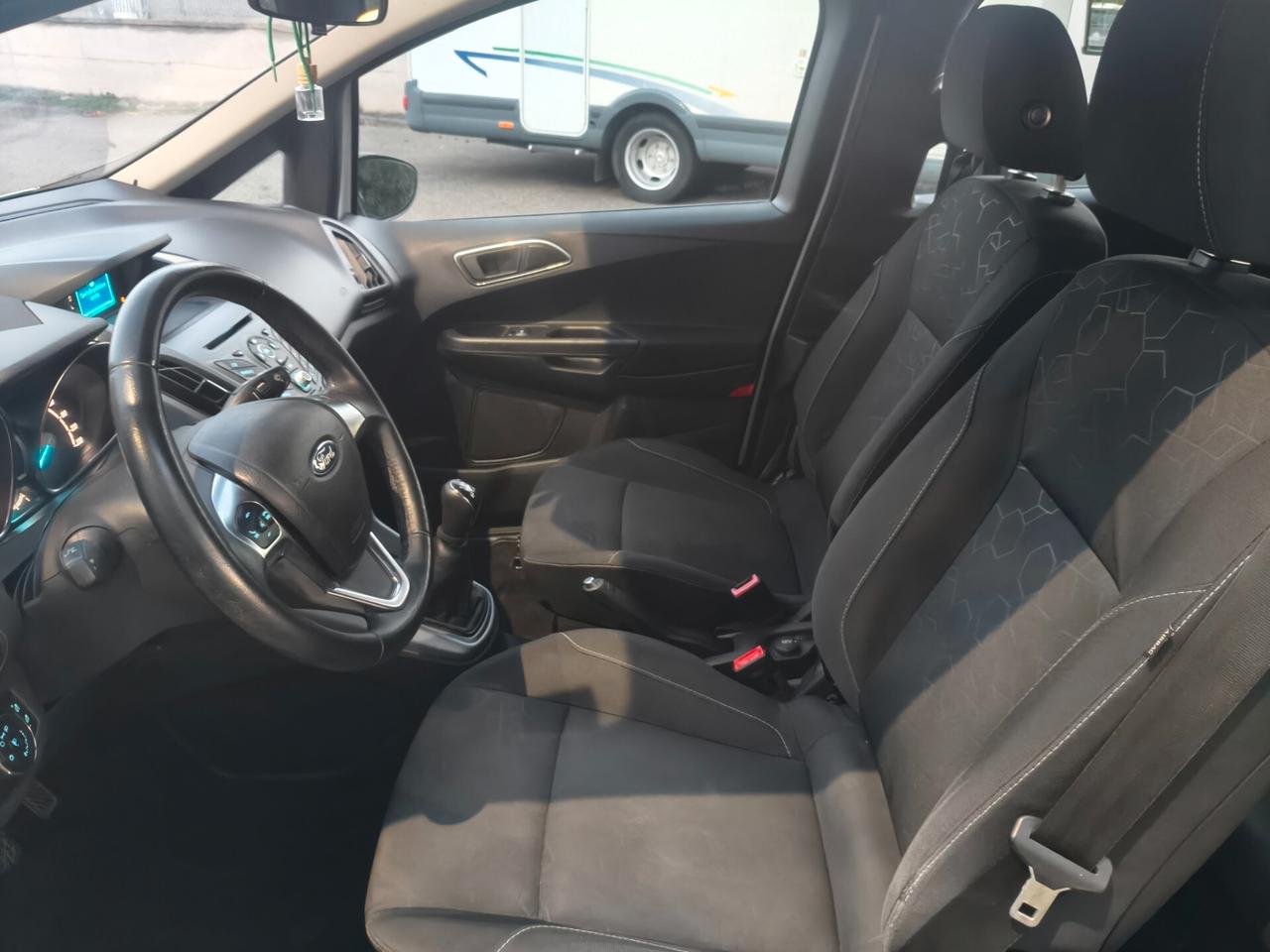Ford B-Max 1.5 TDCi 2017 SOLO 118.000 KM
