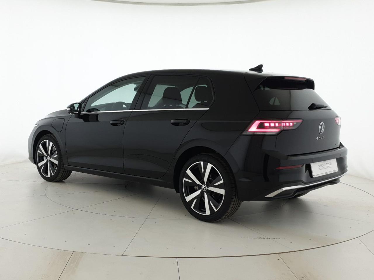 Volkswagen Golf 1.5 tsi ehybrid style 204cv dsg