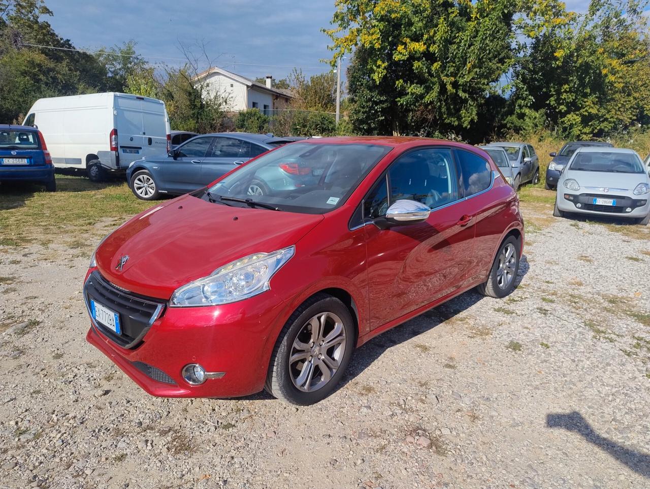 Peugeot 208 PureTech 82 3 porte Allure