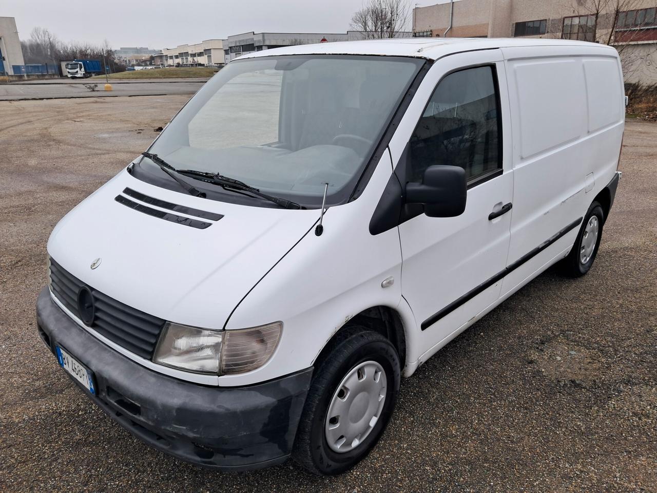 VITO 112 cdi GANCIO TRAINO