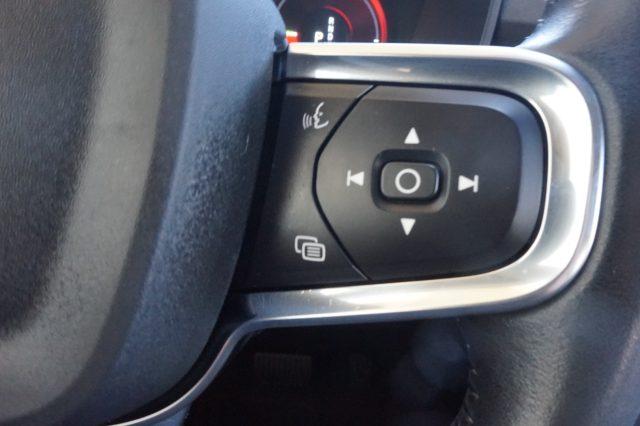 VOLVO XC40 T5 Recharge Plug-in Hybrid Inscription Expression