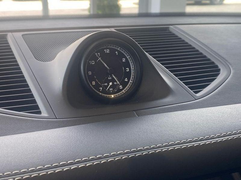 Porsche Macan 2.0 265 cv PDK - IVA Esposta