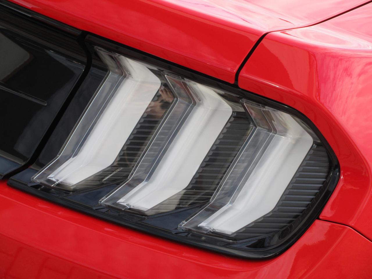 Ford Mustang Fastback 2.3 ecoboost 290cv auto