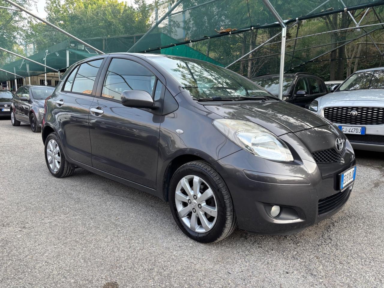 Toyota Yaris 1.4 D-4D 5 porte OK NEOPATENTATI