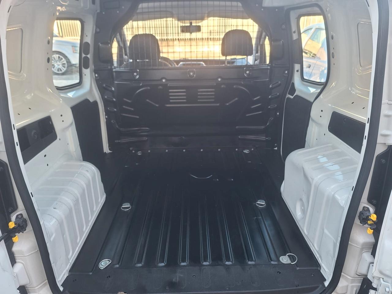 Fiat Fiorino 1.3 MJT 95CV Cargo 70.000KM