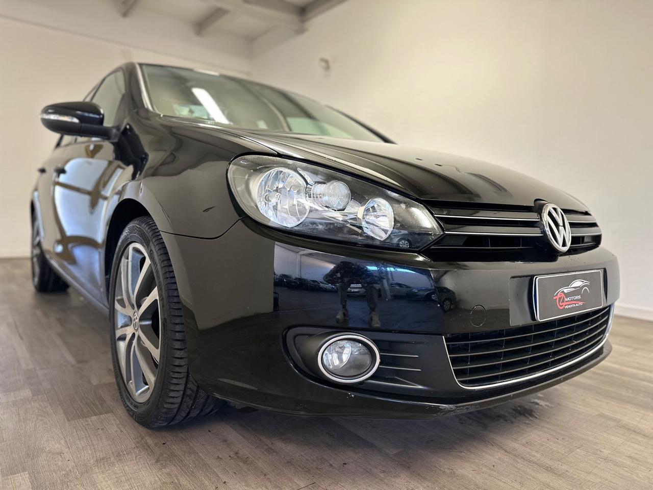 Volkswagen Golf 2.0 TDI 140CV DPF DSG 5p. Highline NEOPATENTATI
