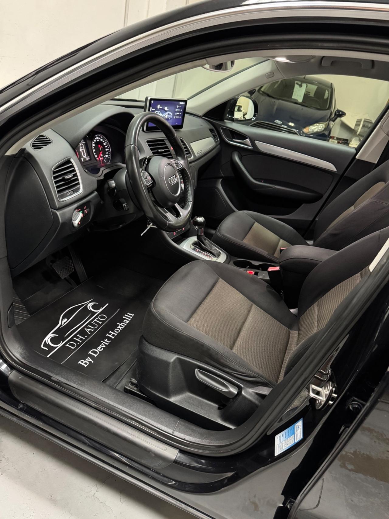 Audi Q3 2.0 TDI 177 CV quattro S tronic Business Plus