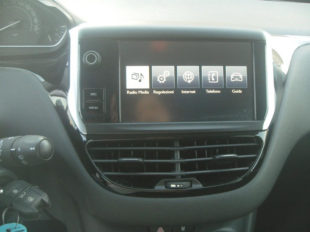 Peugeot 208 BlueHDi 75 5 porte Allure - 2015