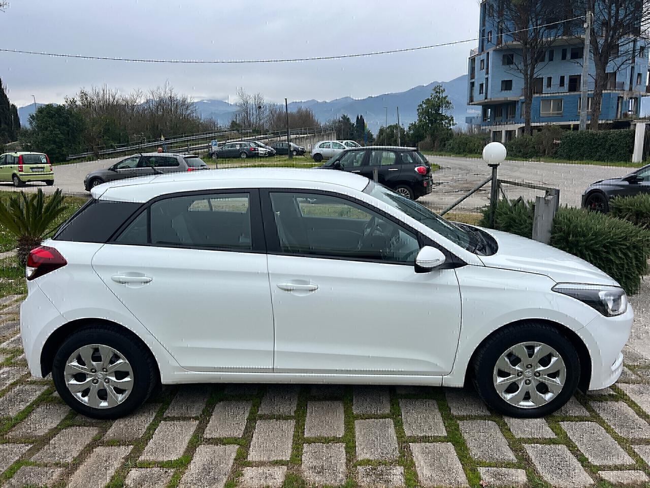 Hyundai i20 1.1CRDi 75CV 5porte-2017"UNIPRO"