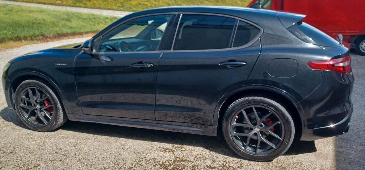 Alfa Romeo Stelvio 2.2 Turbodiesel 210 CV AT8 Q4 Veloce