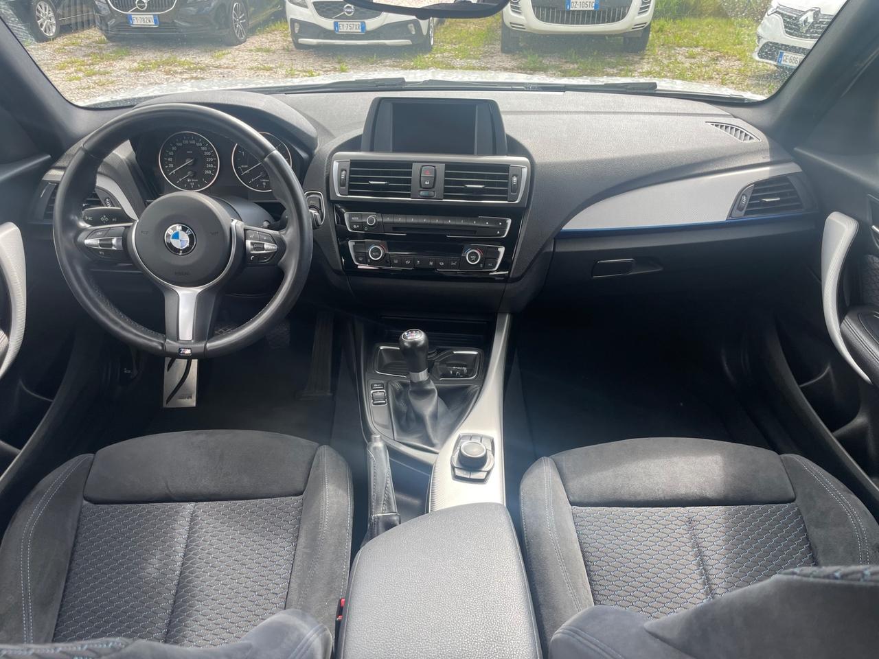 Bmw 116 116d 5p. Urban