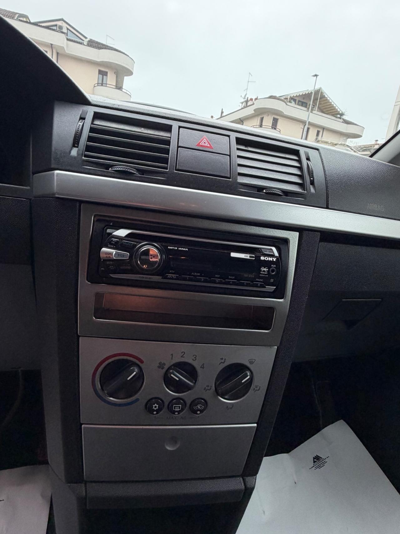 Opel Meriva 1.4 16V Cosmo