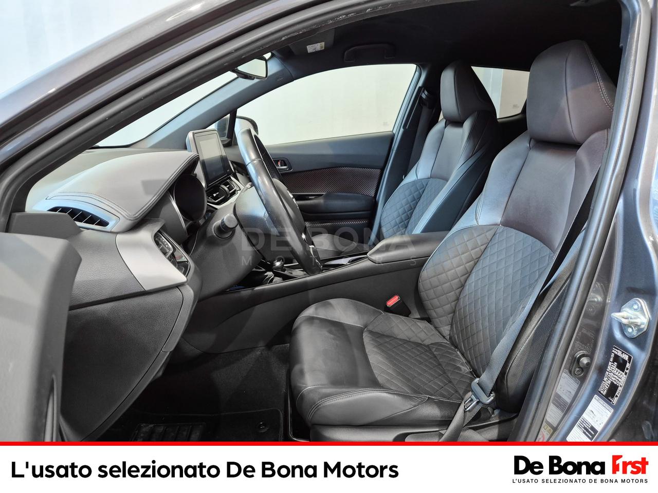 Toyota C-HR 1.8h style 2wd e-cvt my18