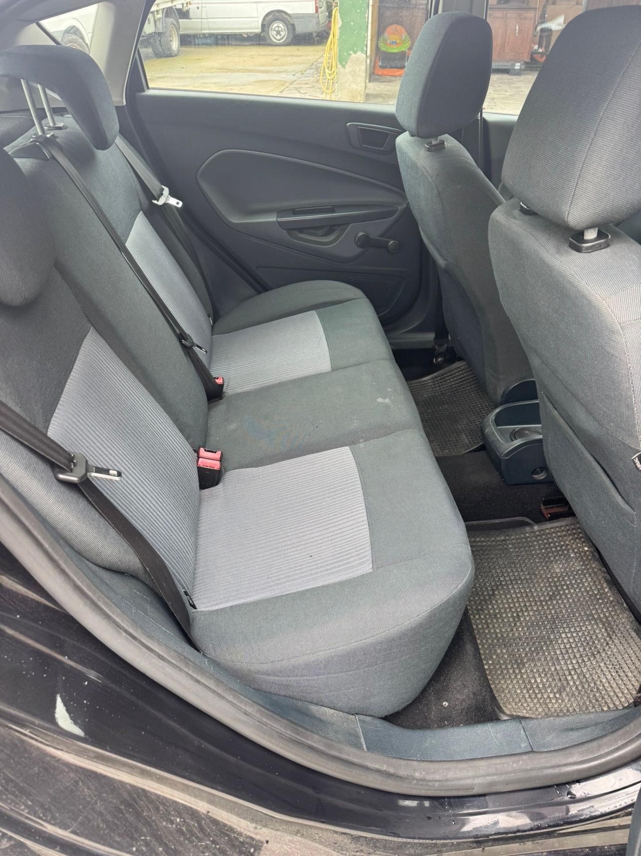 Ford Fiesta 1.2 82 CV 5 porte Titanium neopatentati