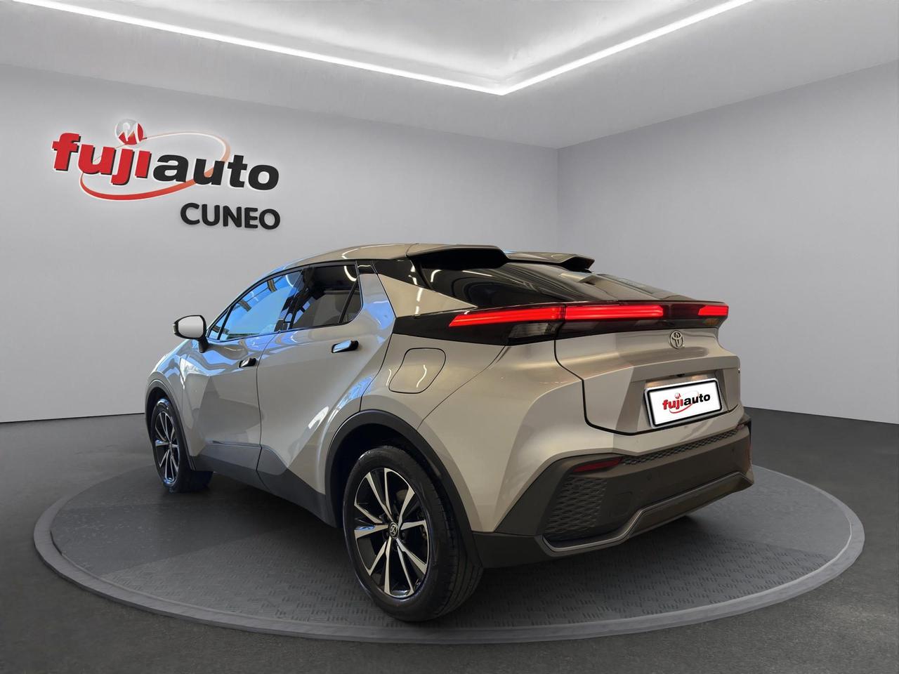 Toyota C-HR 2.0 phev Trend eco fwd e-cvt