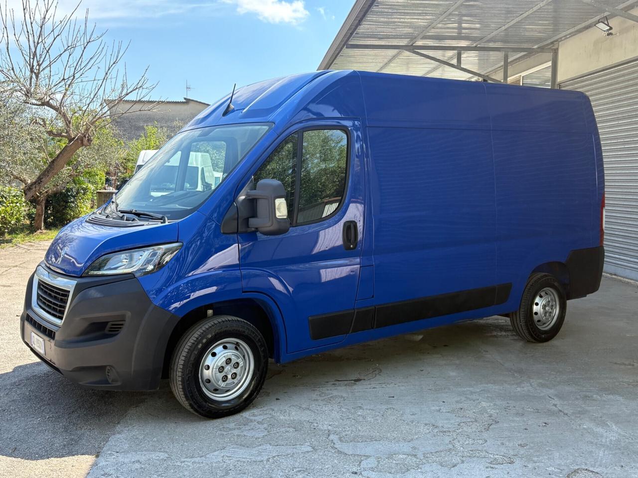 Peugeot Boxer 330 2.2 BlueHDi 140 S&S PC-TN Furgone