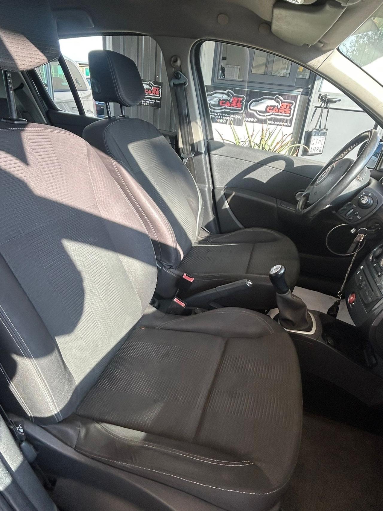 Renault Clio 1.2 16V 5 porte GPL Dynamique