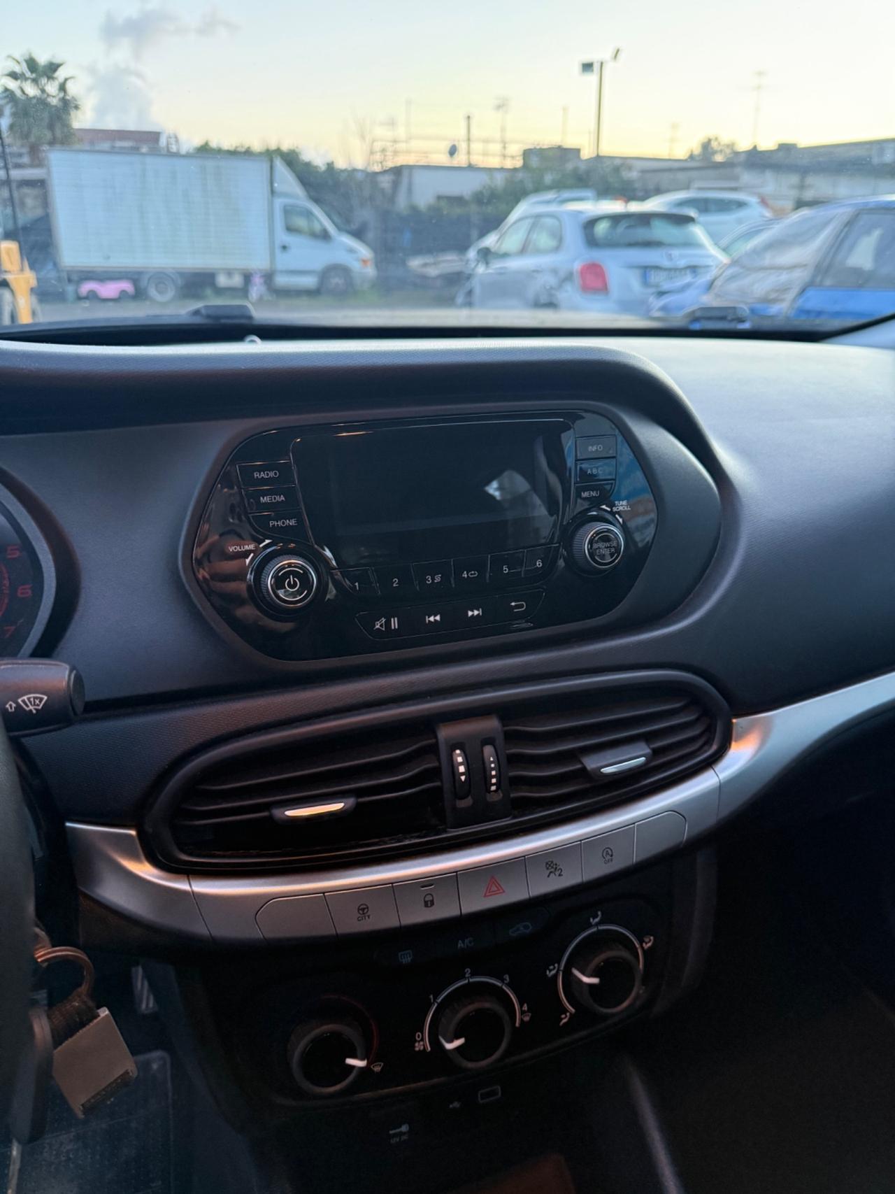 Fiat Tipo 1.3 Mjt S&S 5 porte Lounge