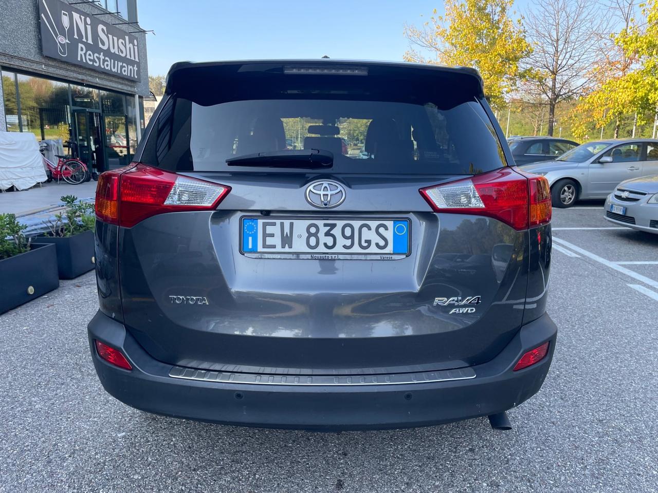 Toyota RAV 4 RAV4 2.2 D-4D 4WD*Navi*Retrocamera*Libro service*
