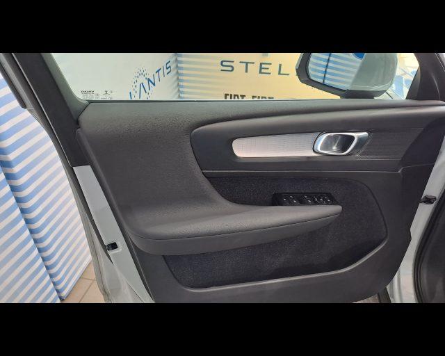 VOLVO XC40 1.5 t4 phev Inscription Expression auto