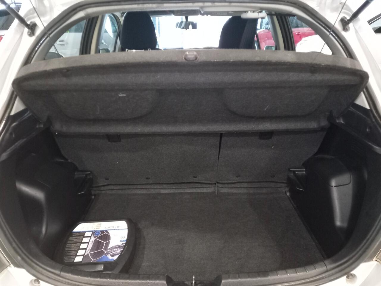 Toyota Yaris 1.5 FULL HYBRID Lounge