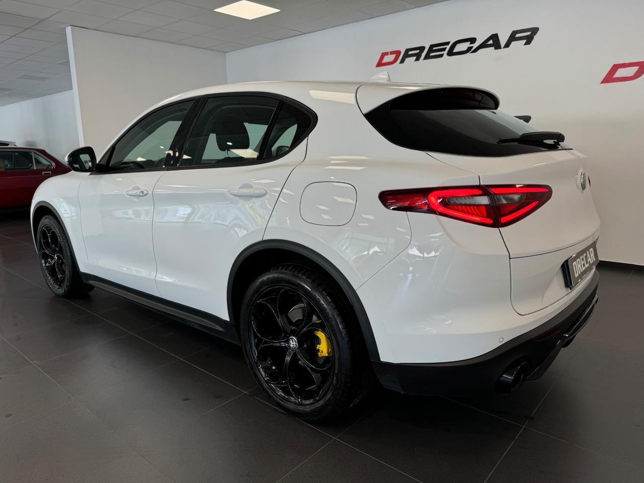 Alfa Romeo Stelvio 2.2 Turbodiesel 160 CV AT8 RWD ALLESTIMENTO QV 20"