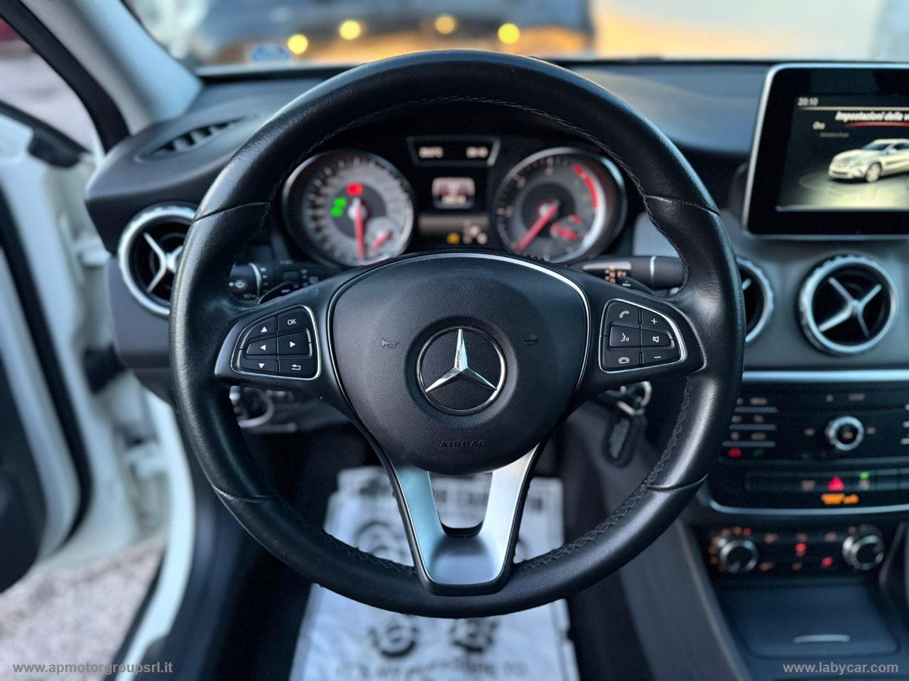MERCEDES-BENZ GLA 180 d Automatic Executive