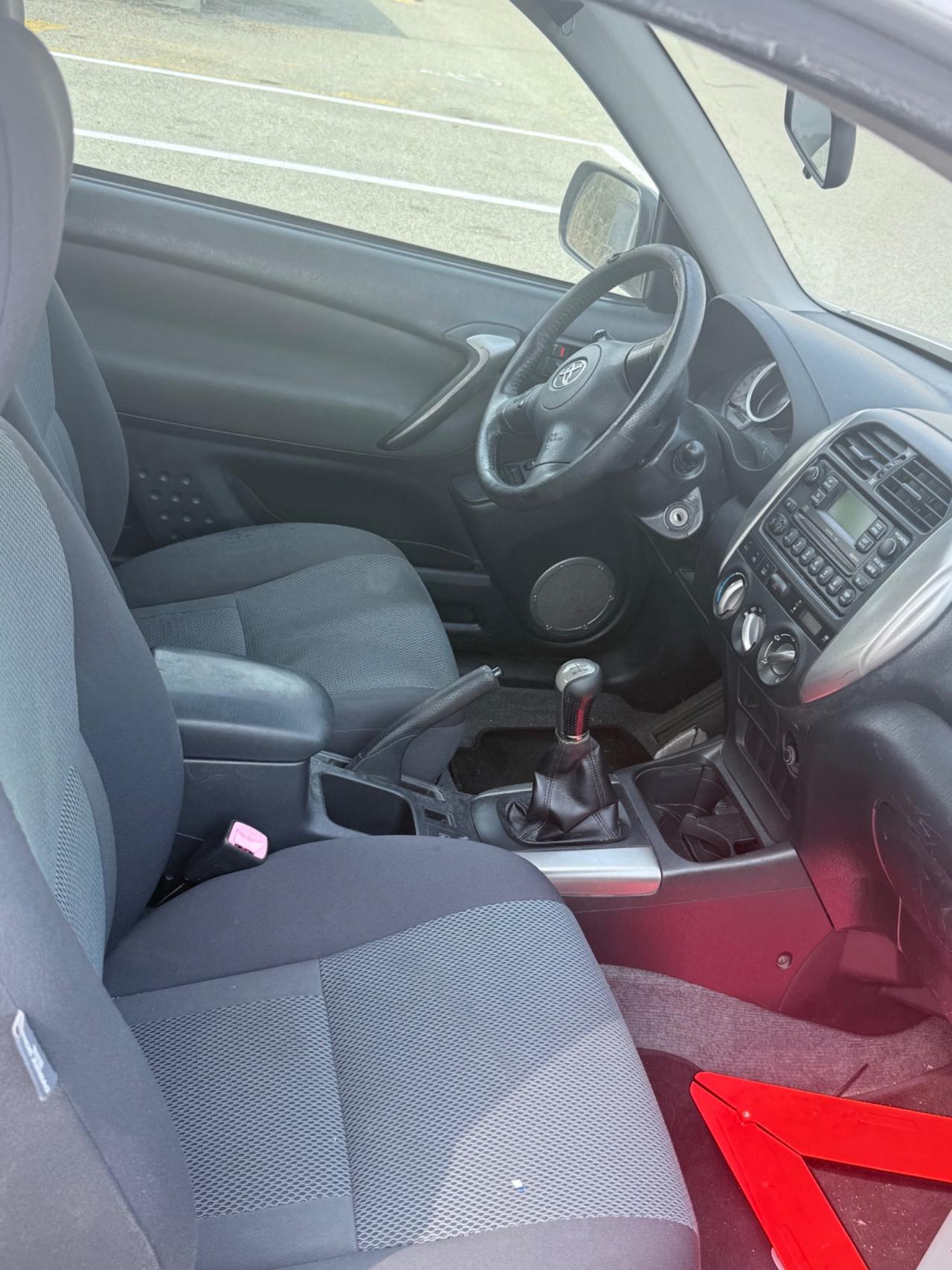 Toyota RAV 4 RAV4 2.0 16V cat 3 porte Sol