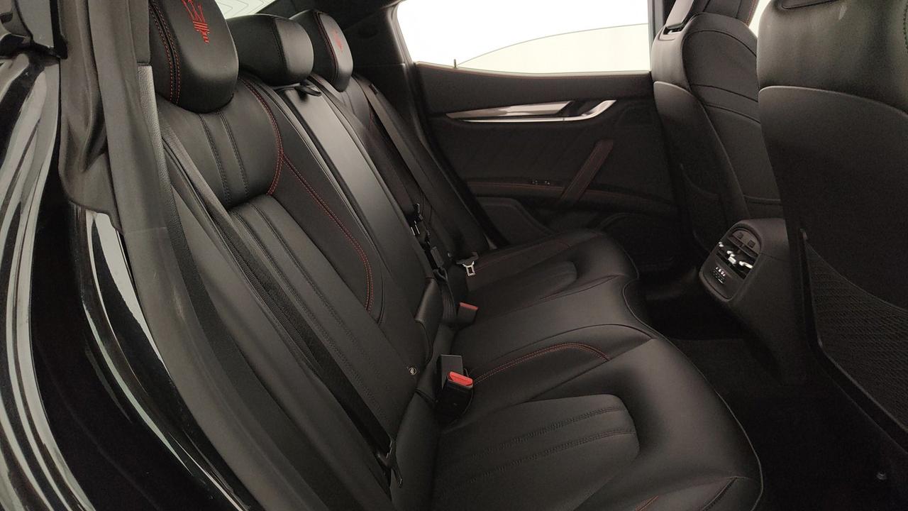MASERATI Ghibli 3.0 V6 Modena 430cv awd auto