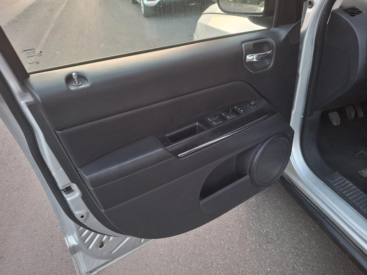 Jeep Compass 2.2 CRD Limited (GRANDINATA)